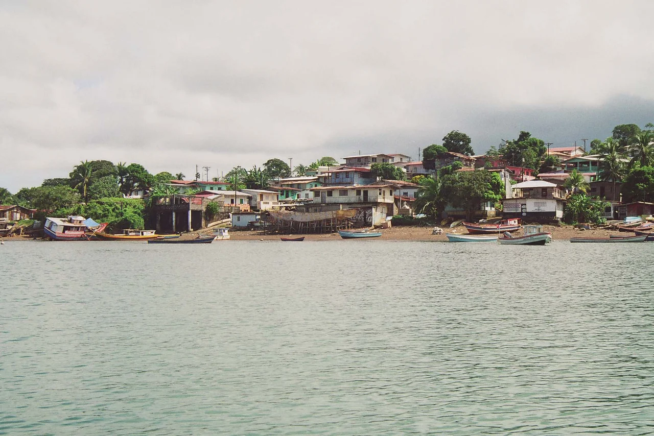 Ken Erickson, 2003, San Miguel, Pearl Islands, Panama, view from the water