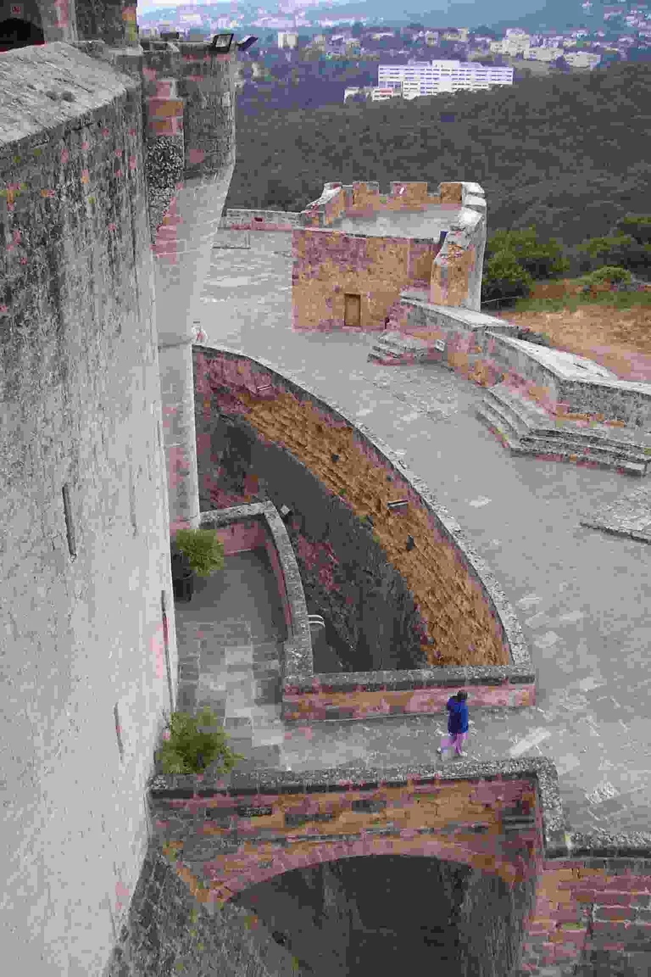 Bellver-portal.jpg